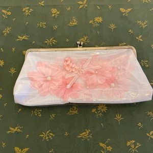 Vintage Kiss Clasp Clutch